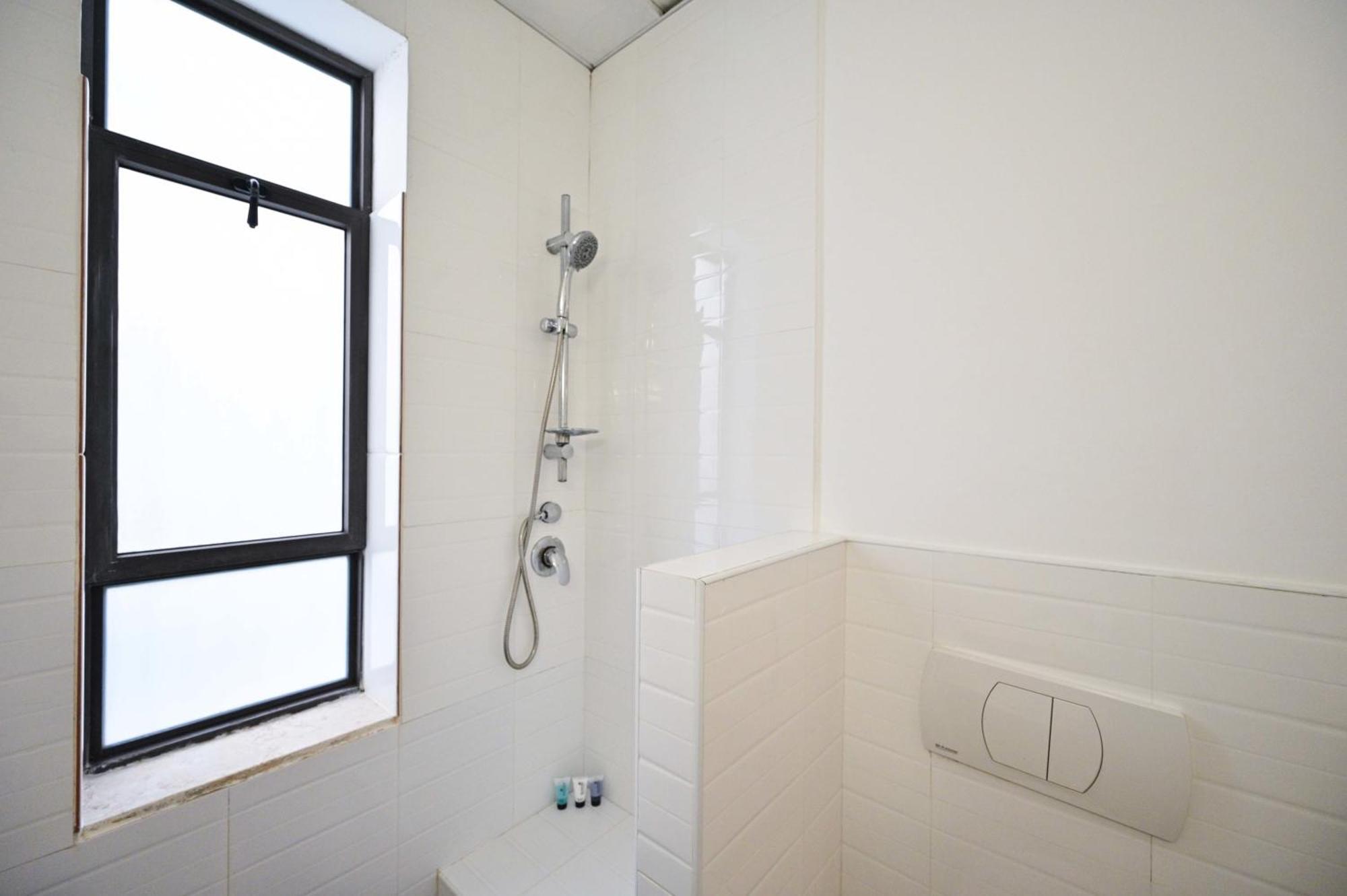 Nice 2Br Near Gordon Beach By Holyguest Tel Aviv Ngoại thất bức ảnh