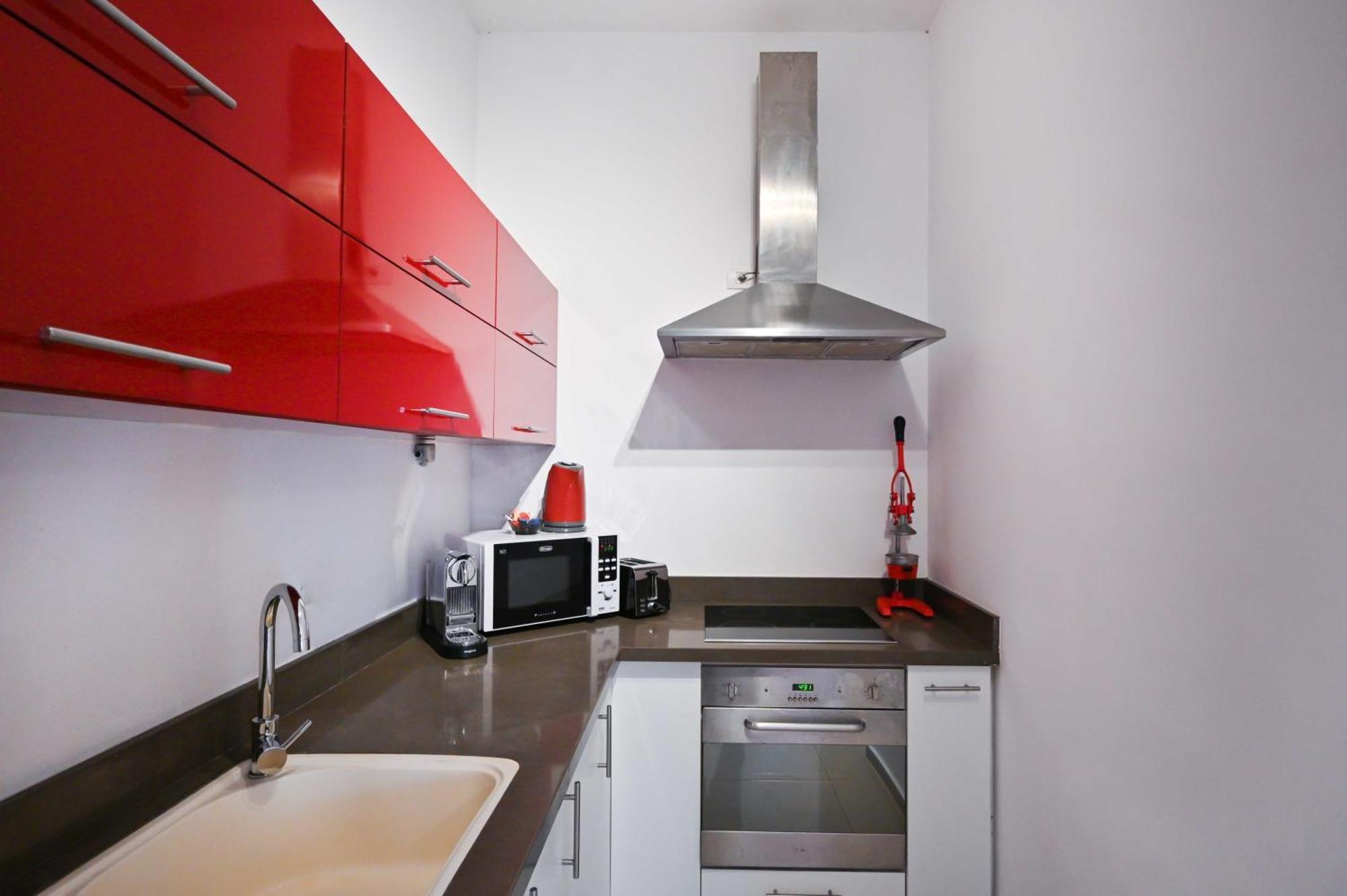 Nice 2Br Near Gordon Beach By Holyguest Tel Aviv Ngoại thất bức ảnh