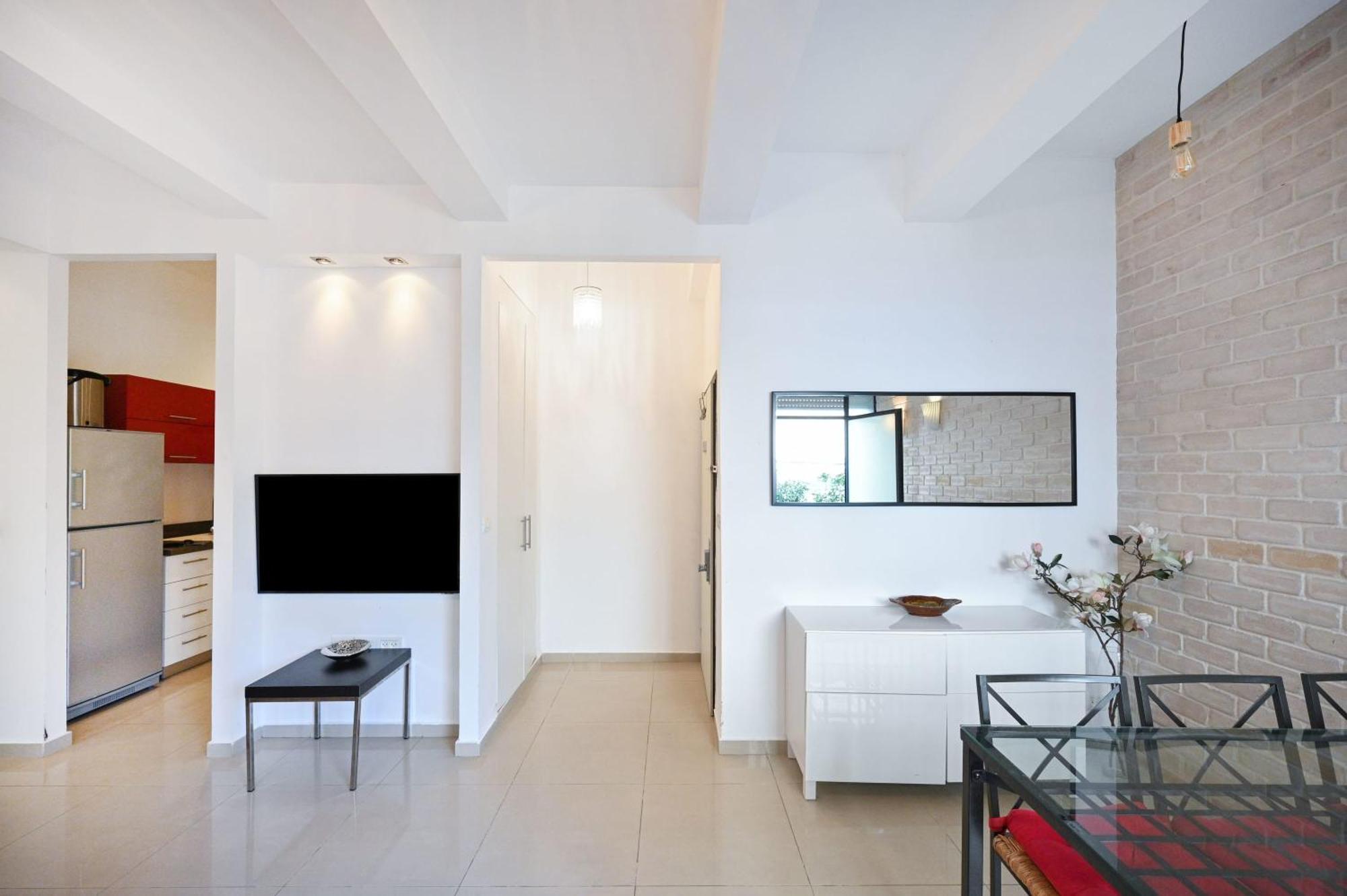 Nice 2Br Near Gordon Beach By Holyguest Tel Aviv Ngoại thất bức ảnh